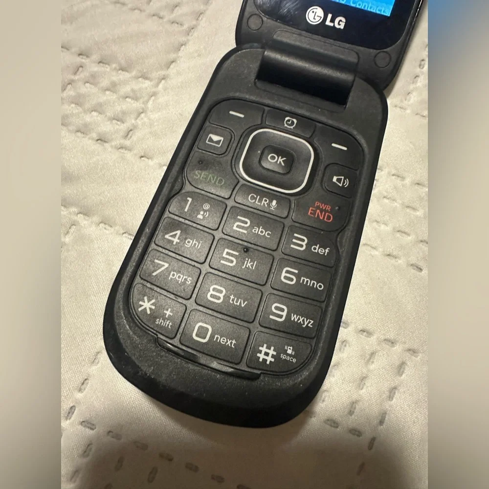 LG Black Basic Flip Phone with Glossy Finish